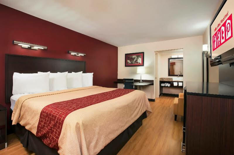 Red Roof Inn Plus+ Birmingham East - Irondale/Airport Eksteriør bilde